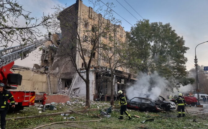 Наразі п’ятеро потерпілих: по Черкасах ворог завдав ракетний удар