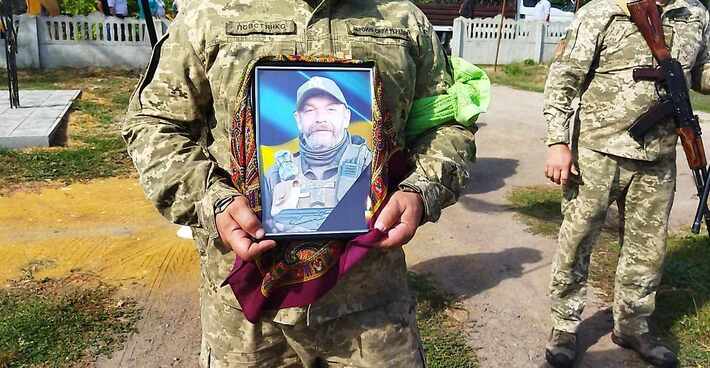 Із перших днів війни тримав зброю: внаслідок травм загинув захисник із Черкащини