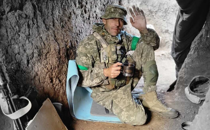Валерій Залужний нагородив черкащанина знаком «Золотий хрест»