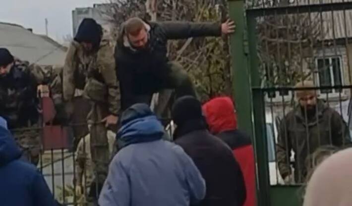 Біля одного з черкаських монастирів (УПЦ) МП стався конфлікт