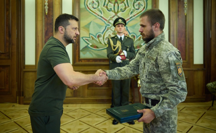 Президент України відзначив нагородою черкаського студента