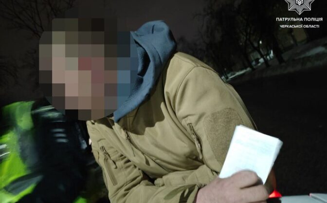 У Черкасах п’яний водій порушував комендантську годину