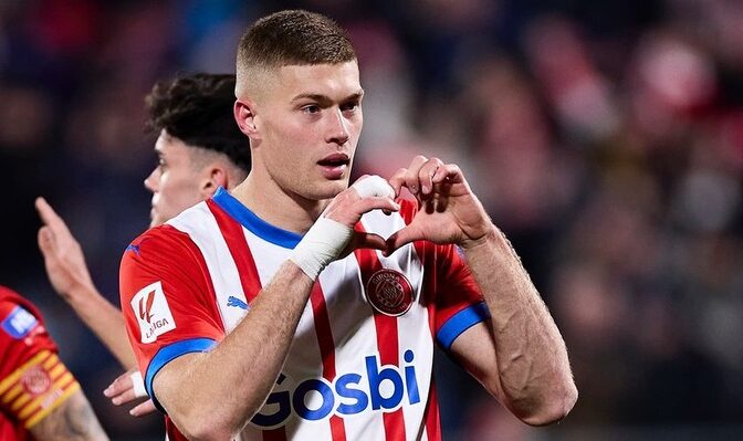 Черкащанин Артем Довбик на другому місці у списку бомбардирів