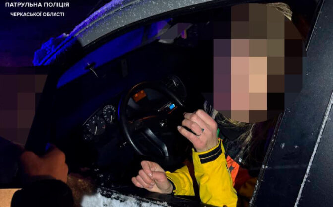 У Черкасах водійка їхала дорогою з одностороннім рухом у протилежному напрямку