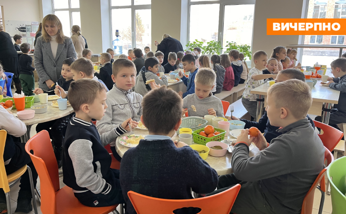 “Можуть обрати, що поїсти”: як зараз харчують дітей у черкаських школах (ФОТО, ВІДЕО)
