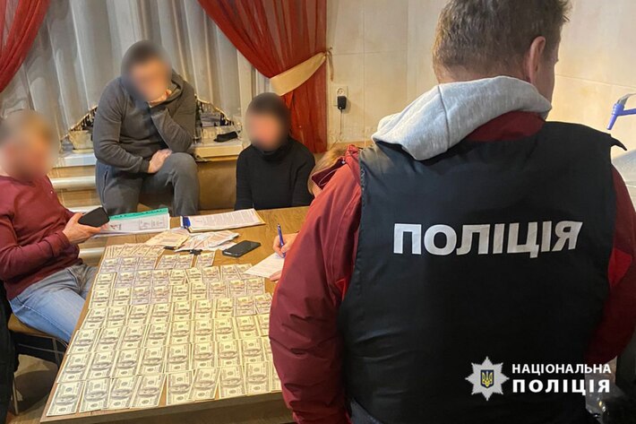 У Черкасах член військово-лікарської комісії брав хабарі, його викрили (ФОТО)