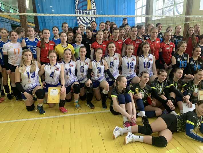 Черкаські волейболістки здобули призові місця на змаганнях