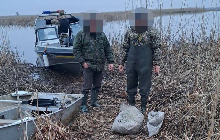 На Черкащині чоловіки незаконно наловили риби на понад 50 тисяч гривень (ФОТО)
