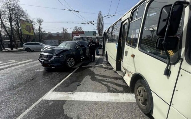 Під час ДТП у Черкасах травмувалася людина