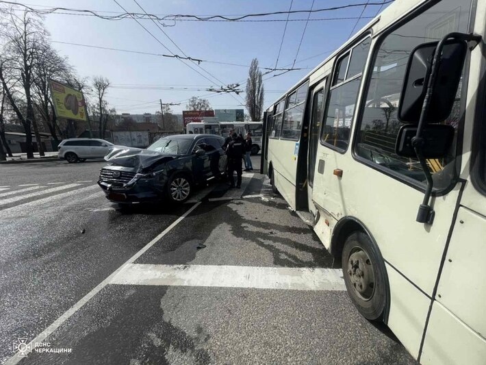Під час ДТП у Черкасах травмувалася людина