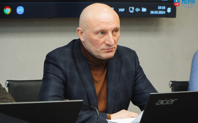 Шахраї створили фейкову сторінку міського голови Черкас і просять кошти (ФОТО, ВІДЕО)