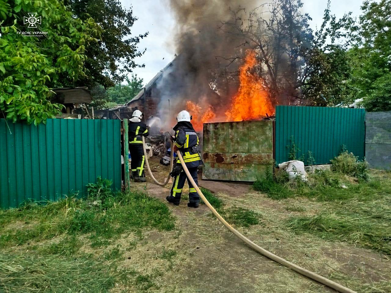 Рятувальники ліквідували вчора на Черкащині вісім пожеж (ФОТО)