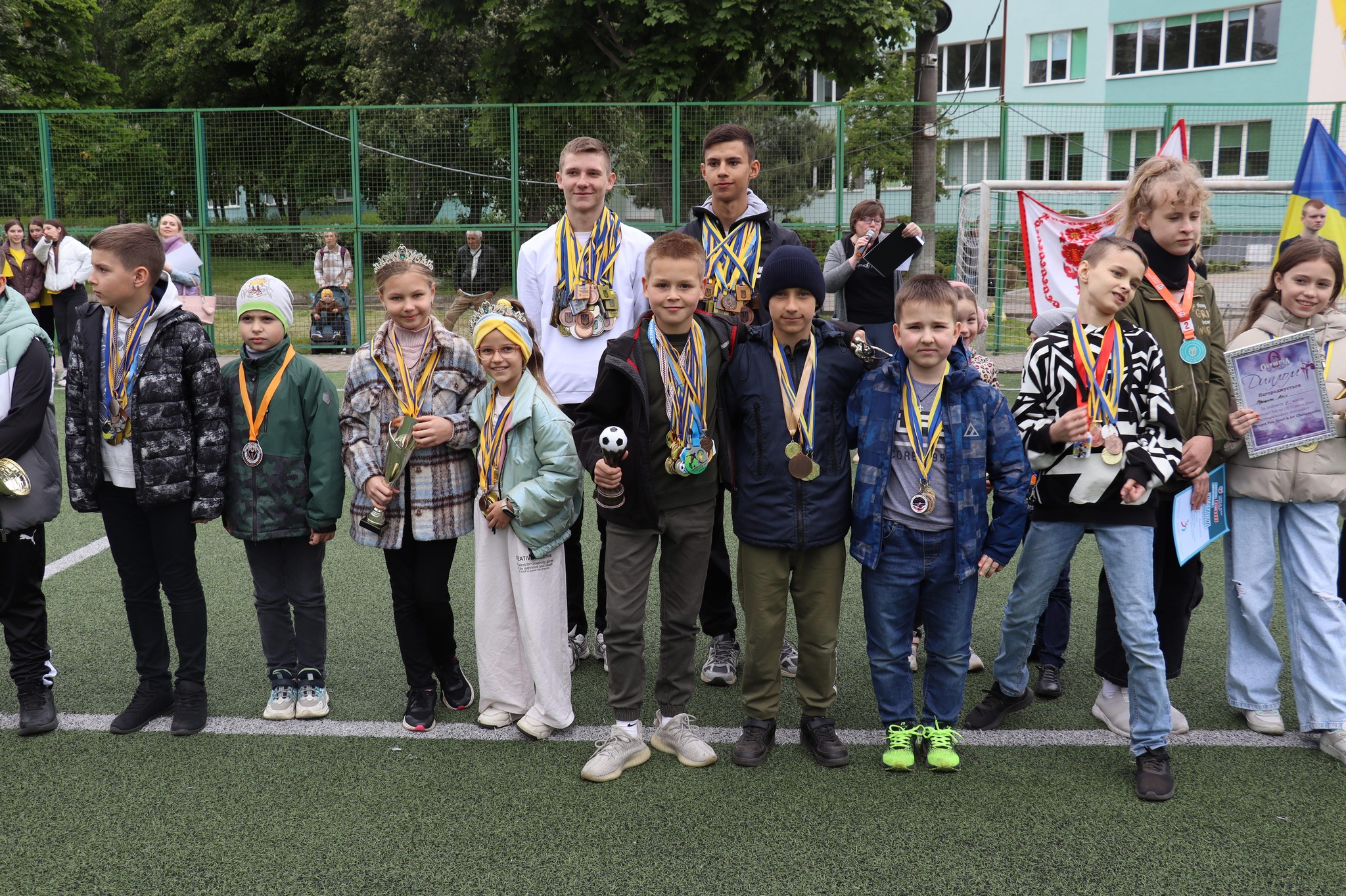 В одній з черкаських шкіл відбулося свято “День подяки” (ФОТО)