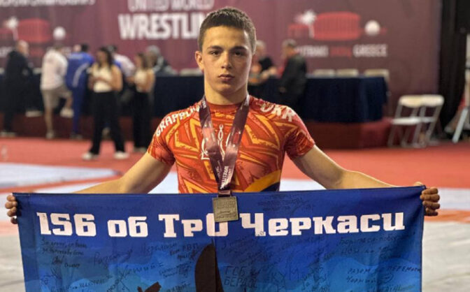 Нагороди присвячує батьку: юний черкасець завойовує міжнародні медалі