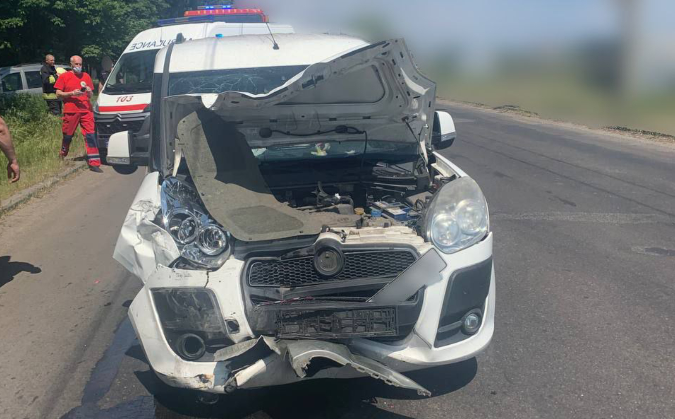 У Черкасах сталася аварія через недотримання ПДР