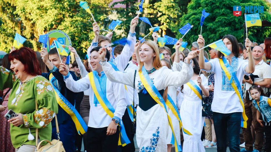 Стало відомо, коли черкаські школярі відзначатимуть випускний