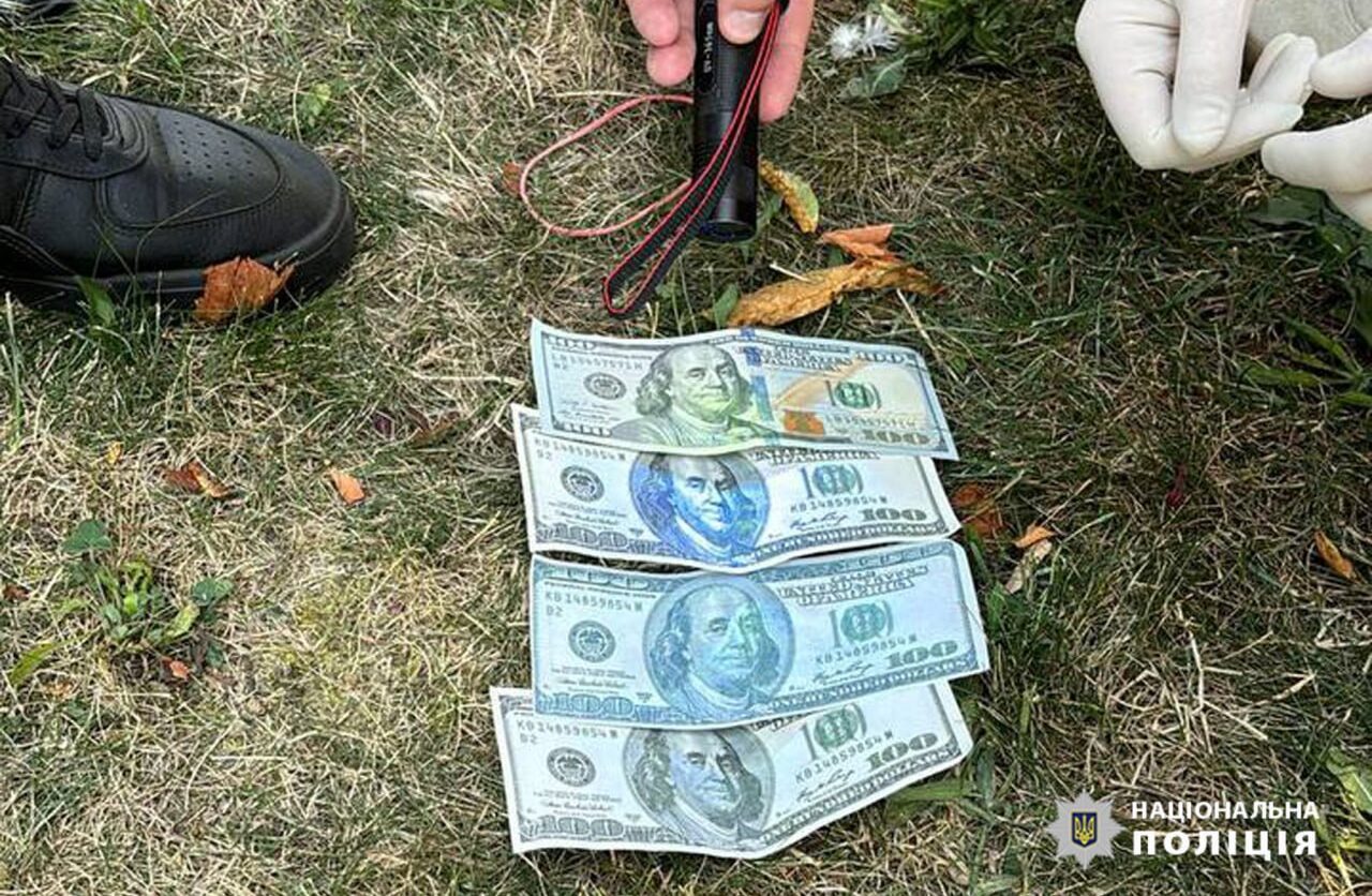 Уманського держслужбовця затримали за вимагання грошей з підприємця (ФОТО)