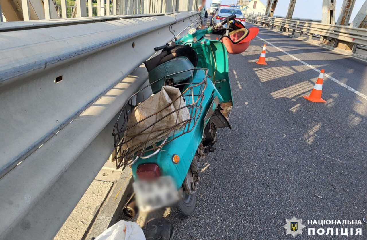 Є потерпілий: на черкаській дамбі сталася автотроща (ФОТО)