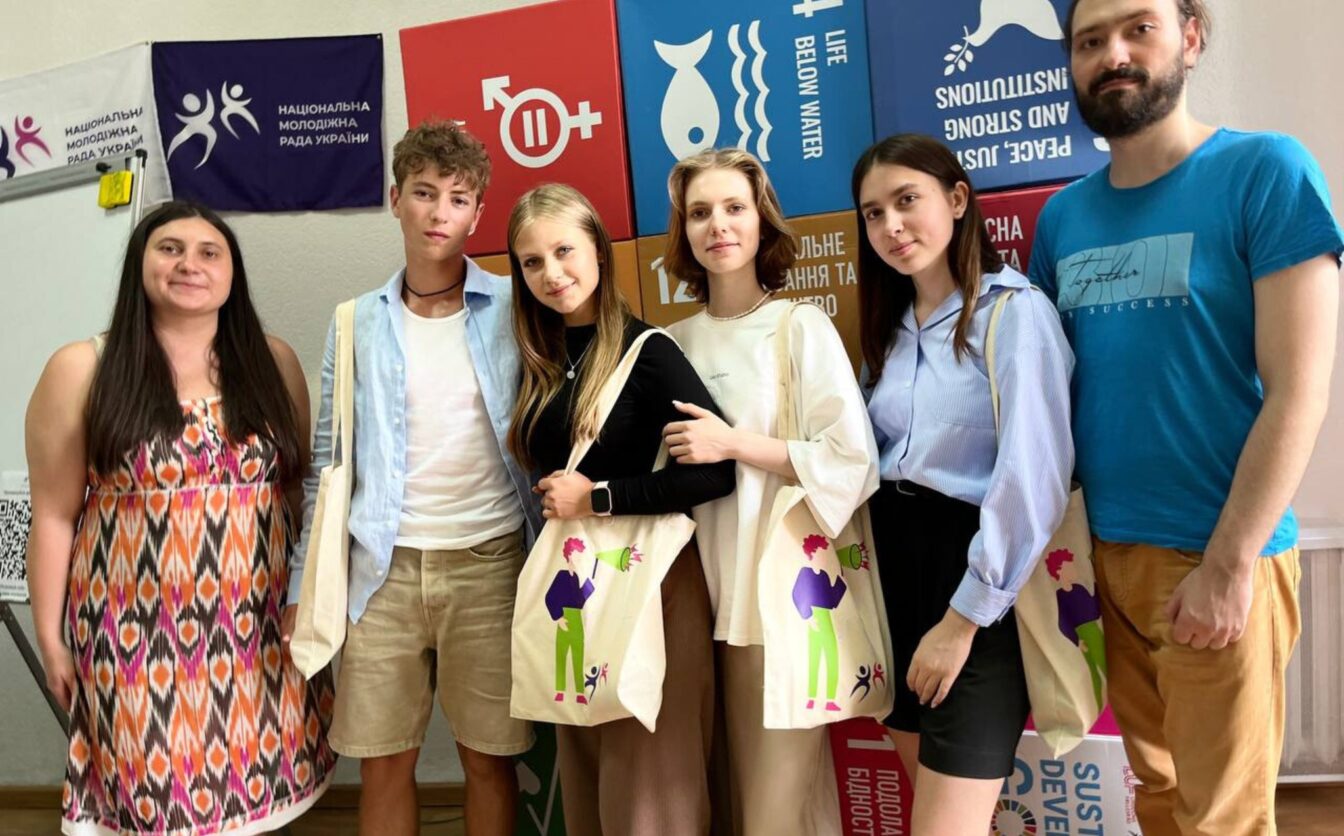 Учениця черкаської школи доєдналася до Міжнародного проєкту «CompleteEU»