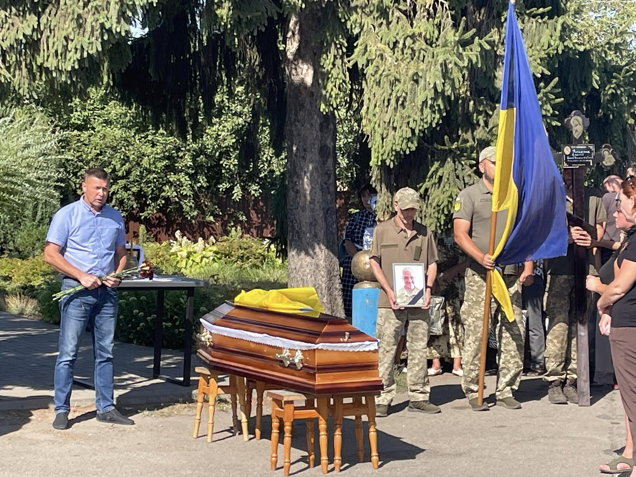 Був надійним плечем для побратимів: від чисельних поранень на полі бою поліг черкащанин (ФОТО)
