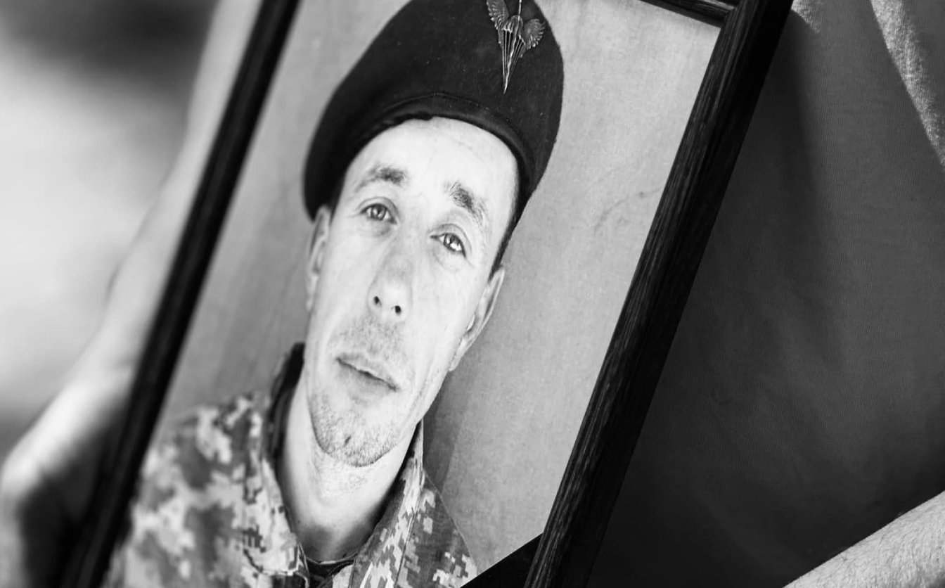 “Мав великі плани та мрії”: на Уманщині поховали відданого захисника (ФОТО)