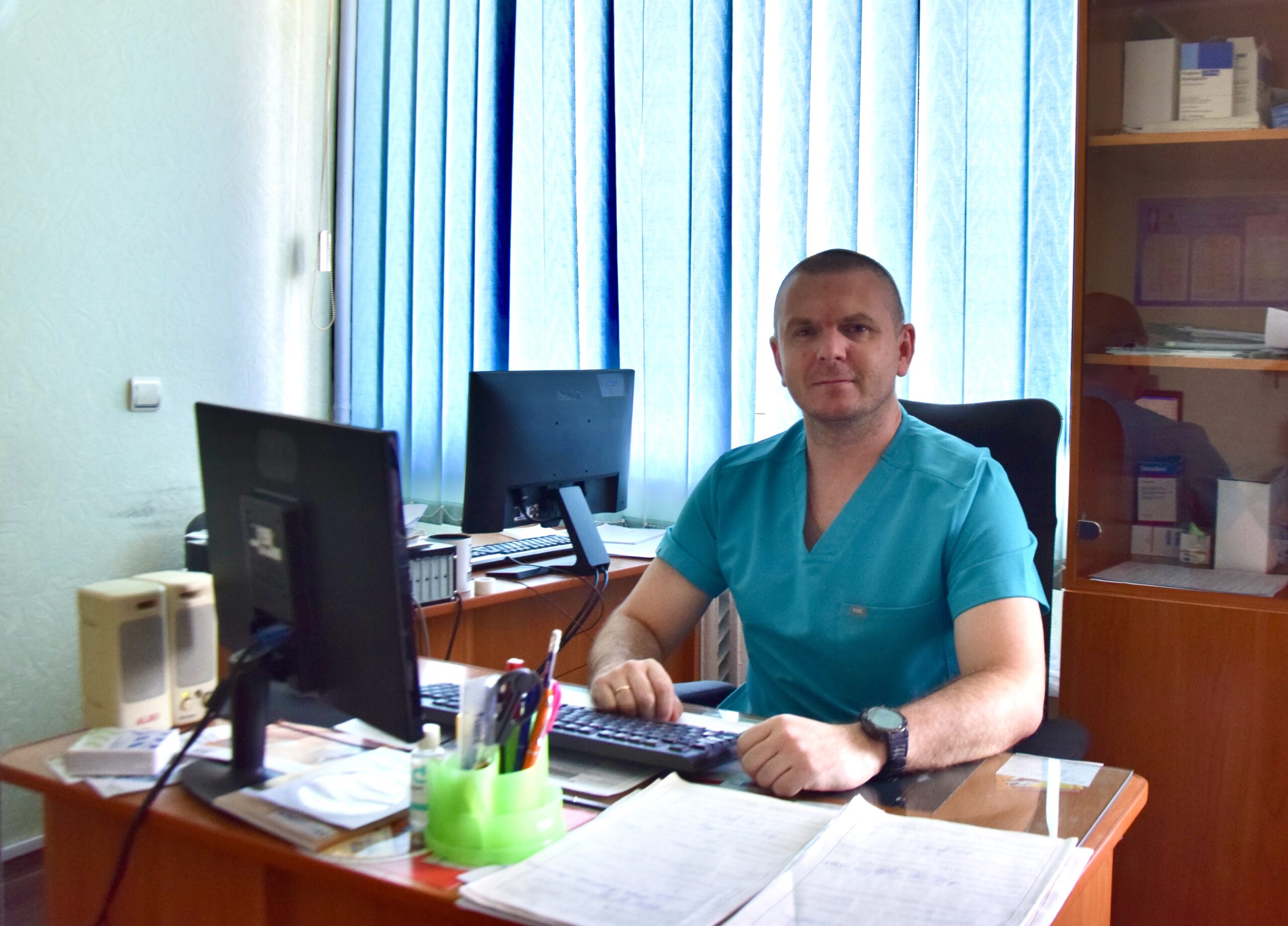 «Завжди боротися до останнього за життя пацієнта»: судинний хірург Черкаської обласної лікарні розповів, як змінив фах, аби рятувати людей
