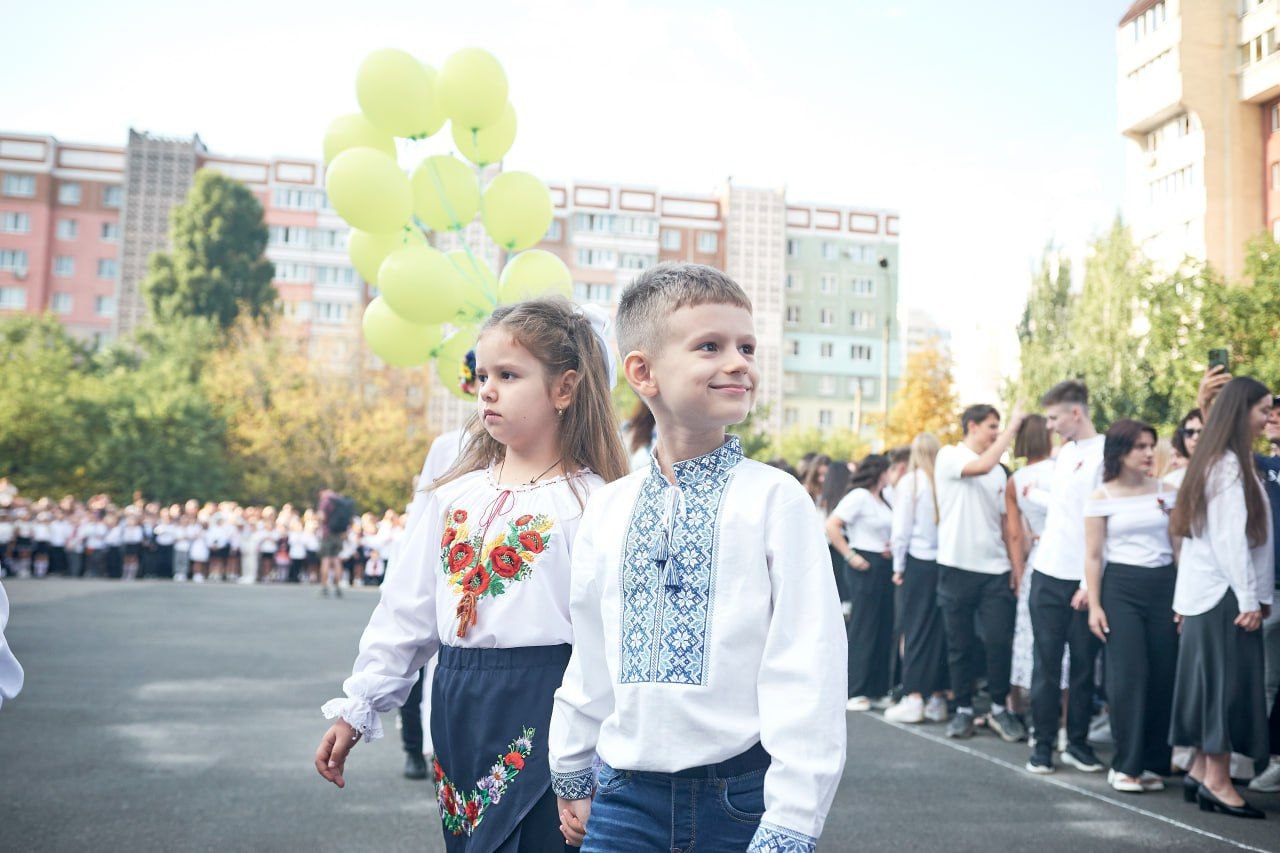 Для понад 116 тисяч школярів Черкащини сьогодні розпочався новий навчальний рік