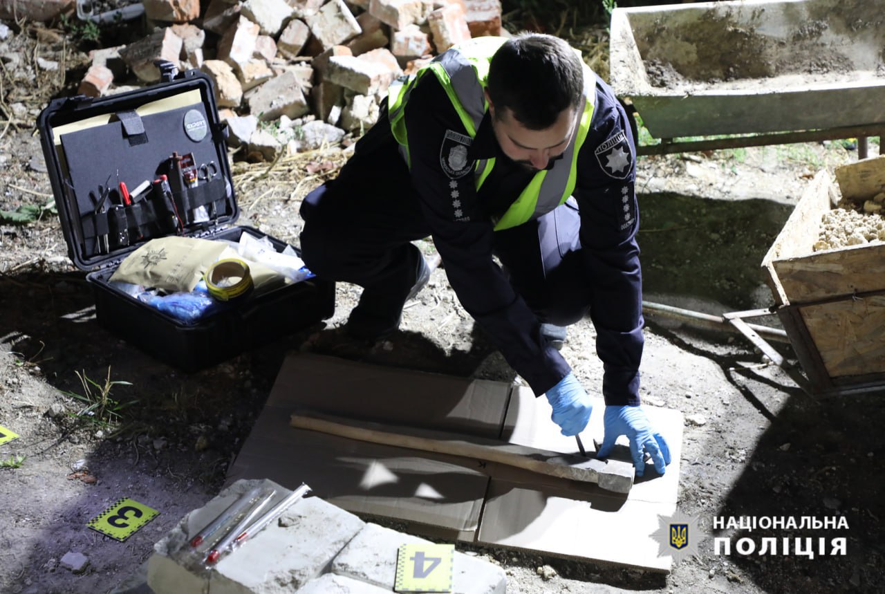 Бив палицею й покинув помирати: в селі на Звенигородщині сталося вбивство (ФОТО)