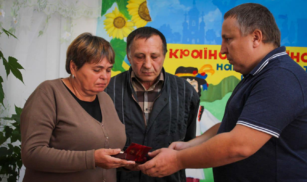 Родинам загиблих воїнів з Уманщини передали посмертні ордени