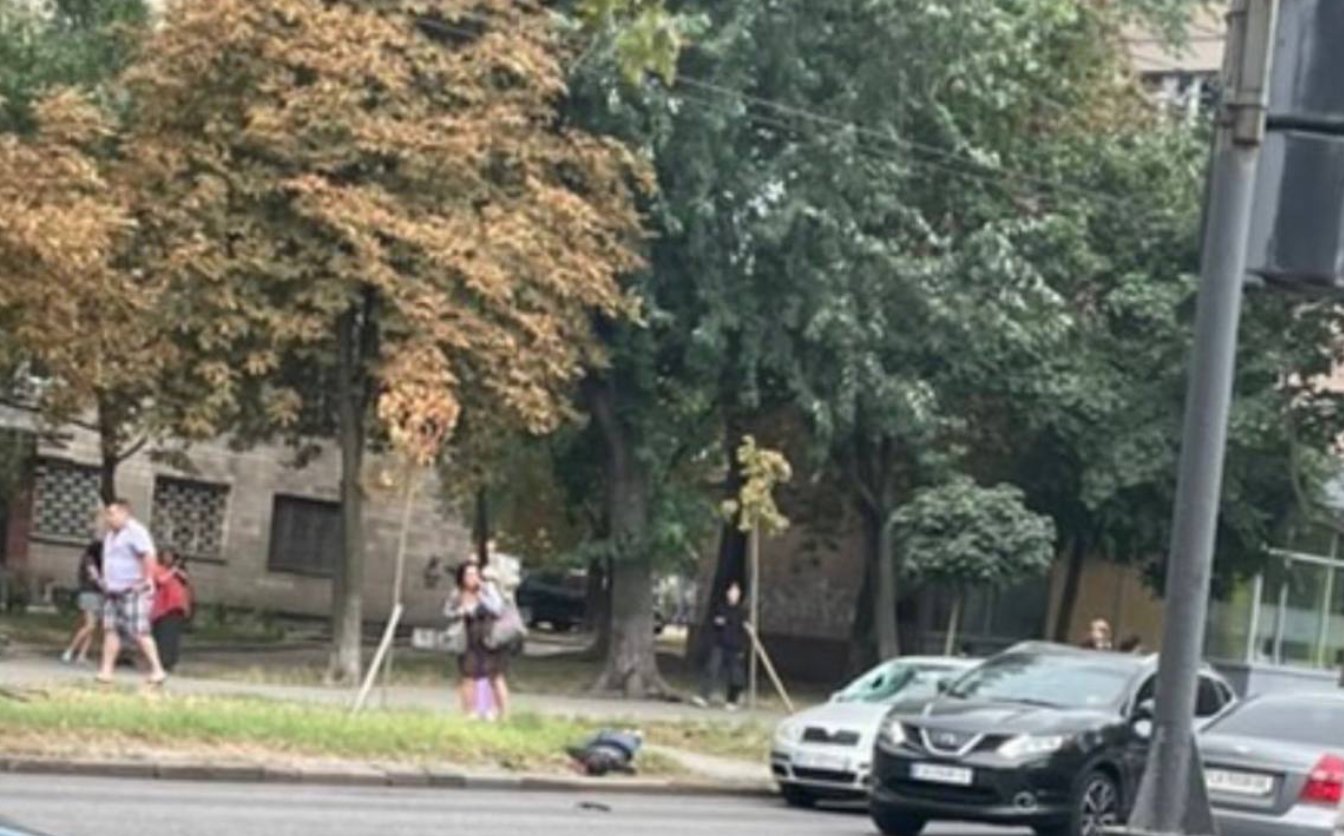 Поблизу Залізничного вокзалу в Черкасах збили чоловіка