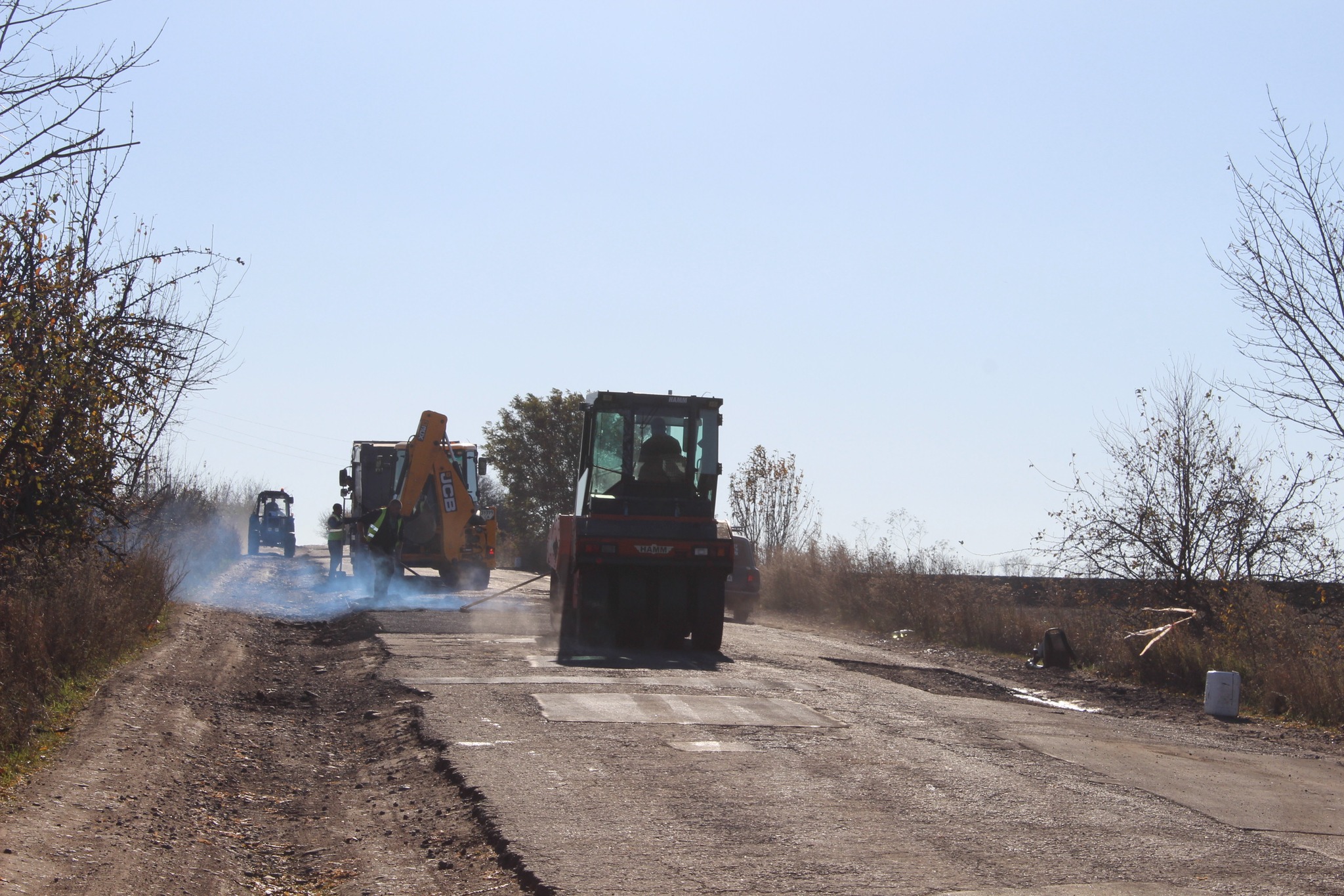 Дорогу в напрямку одного з сіл Тальнівщини частково відремонтували (ФОТО)