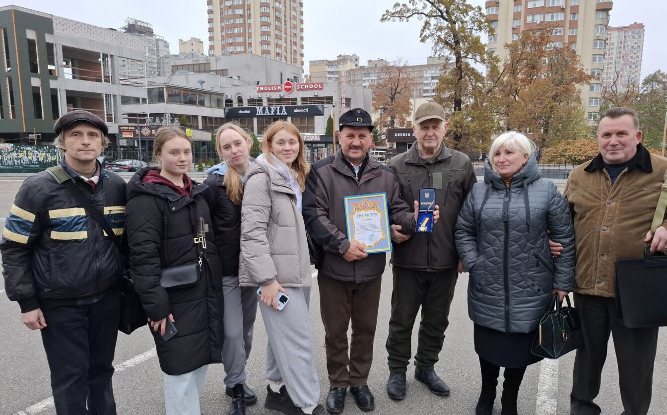 Волонтера зі Звенигородщини нагородили “Хрестом патріота” (ФОТО)