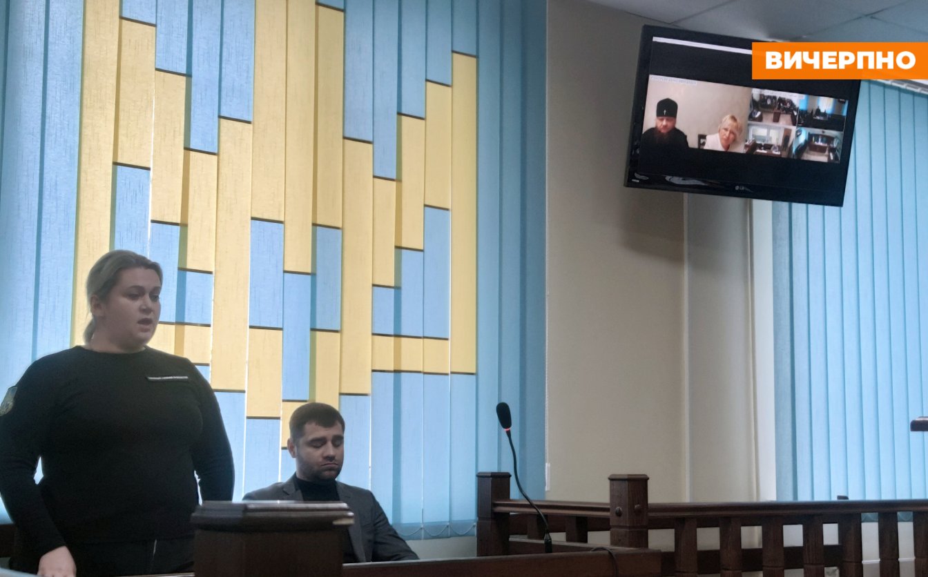 Зняли електронний браслет: суд продовжив нічний домашній арешт митрополиту Феодосію
