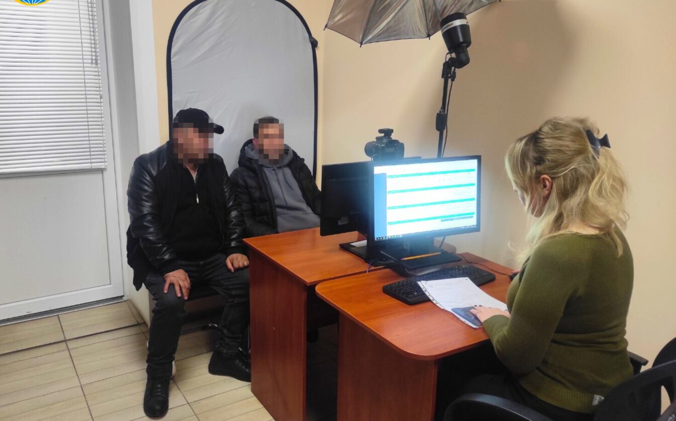 На звенигородському автовокзалі виявили двох нелегалів із Вірменії
