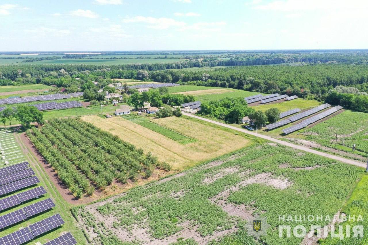 Ділок допоміг родині депутата Черкаської облради привласнити 32 млн грн державних коштів