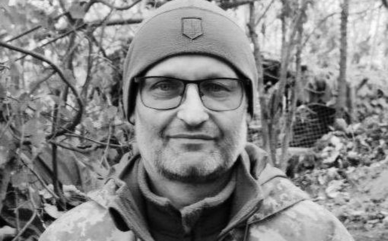 Черкаси попрощалися із захисником, який загинув в одній з найгарячіших точок