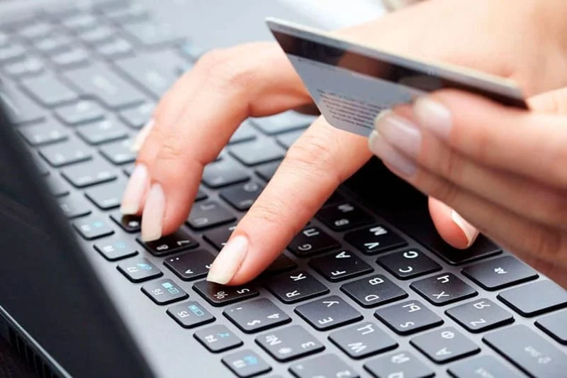 22-річна черкащанка ошукала військового ЗСУ