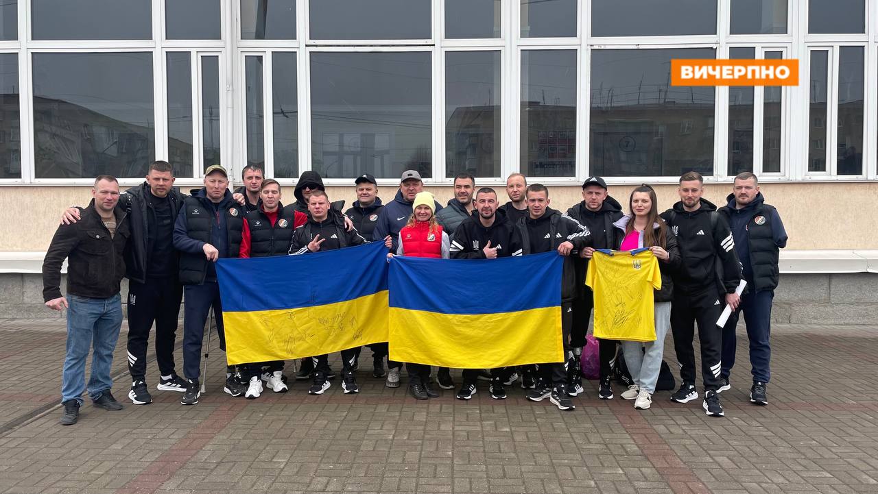 “АМП футбол виховує найкращі якості”: з Бельгії повернулися черкаські спортсмени-ветерани (ФОТО, ВІДЕО)