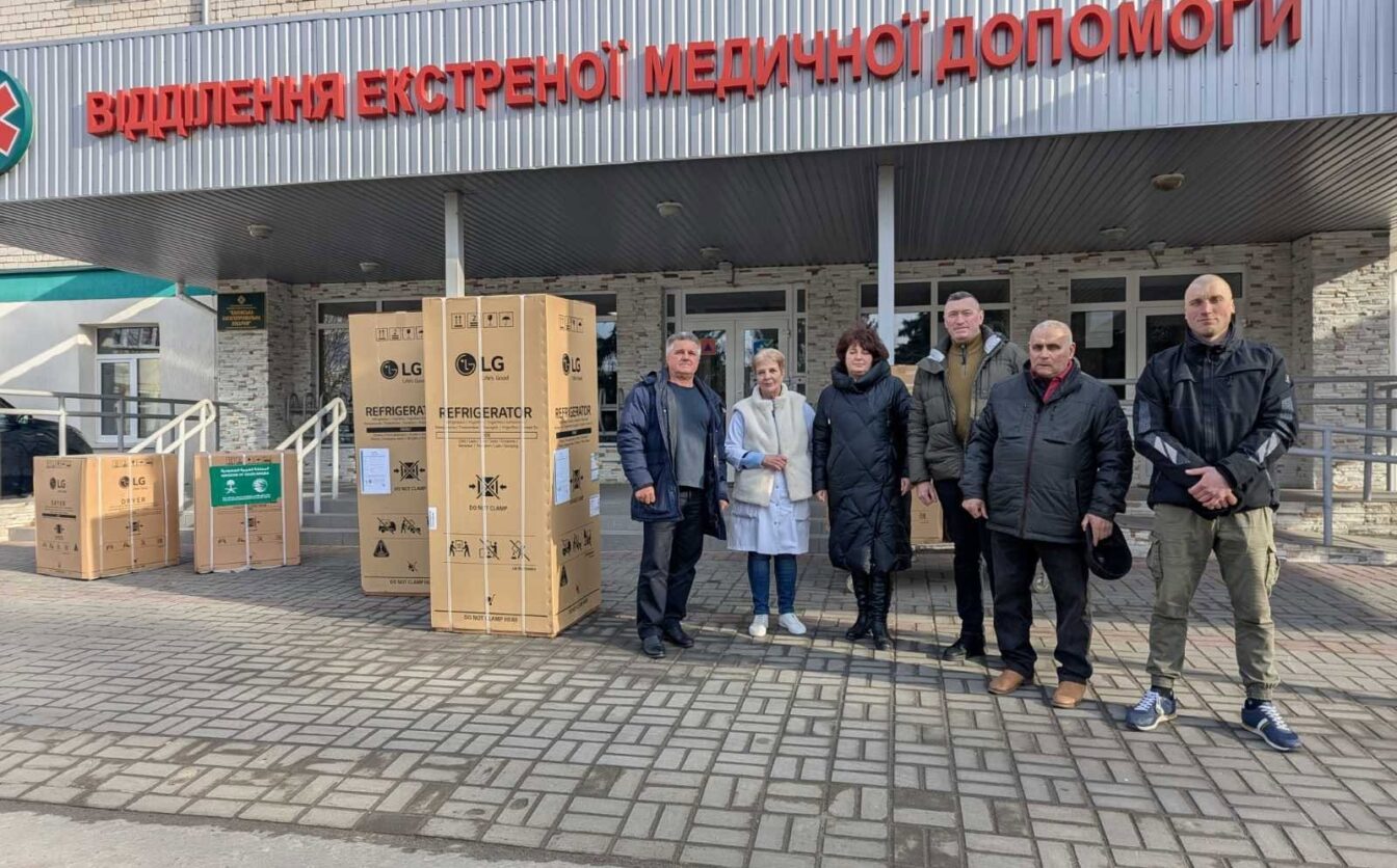 Канівські медичні заклади отримали підсилення