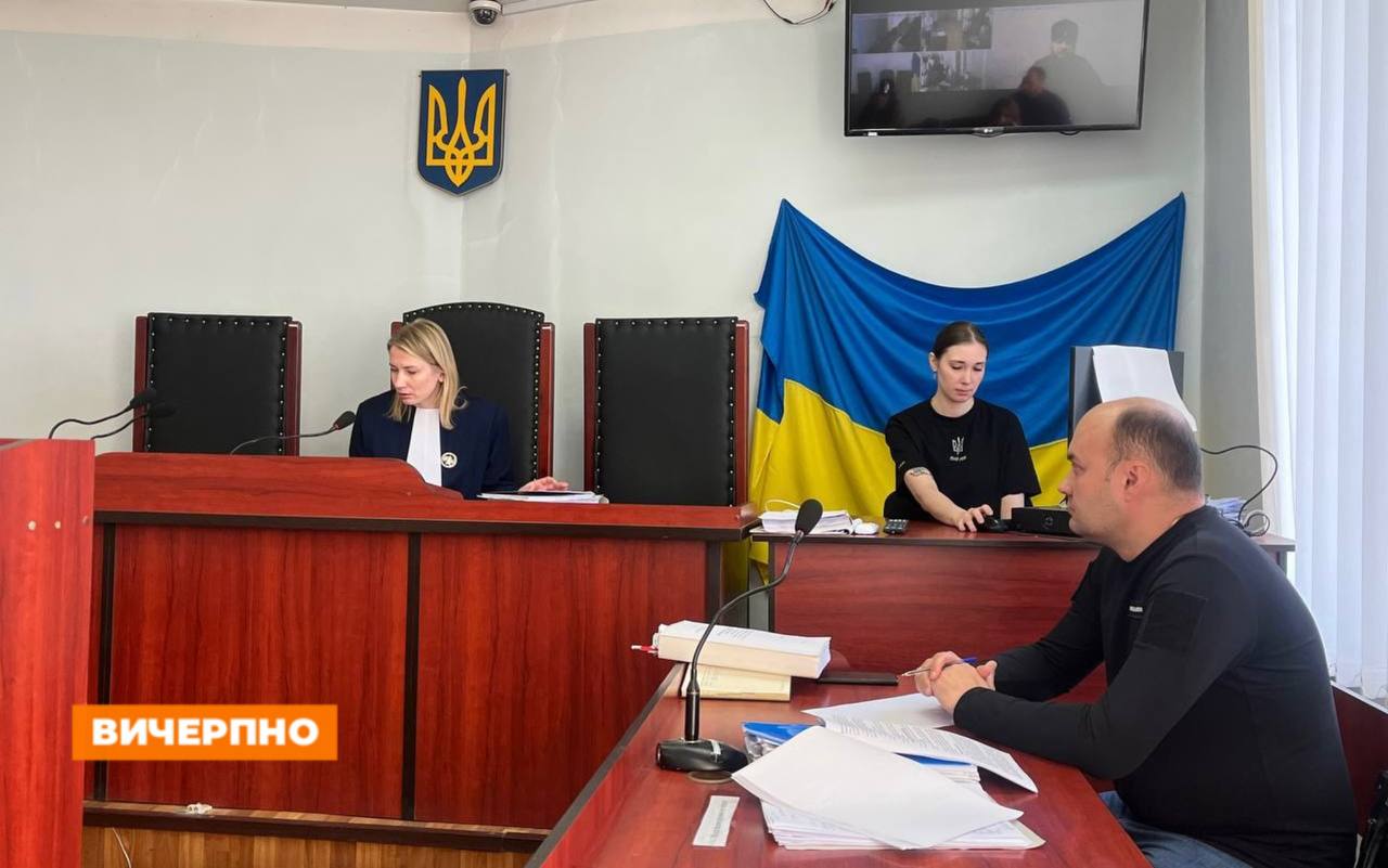 По справі митрополита Феодосія продовжують розглядати докази 