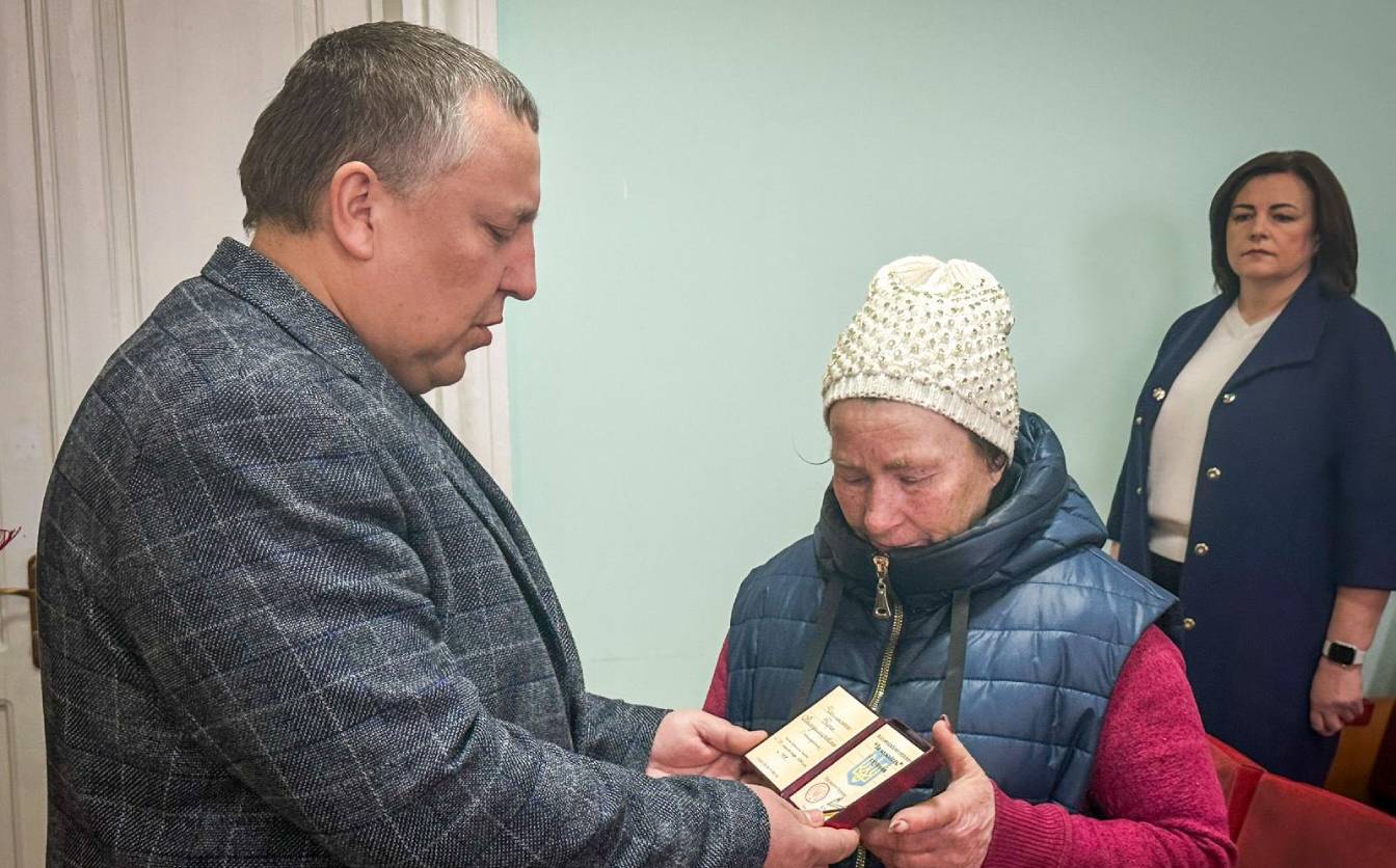 Двох черкащан посмертно нагородили орденами “За мужність”