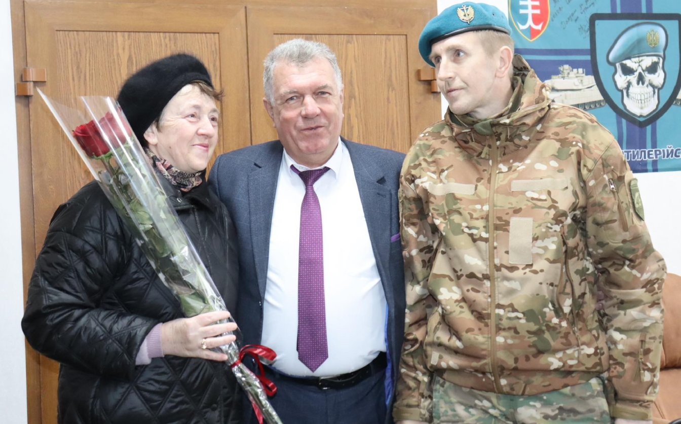 Двом черкащанам вручили державні нагороди