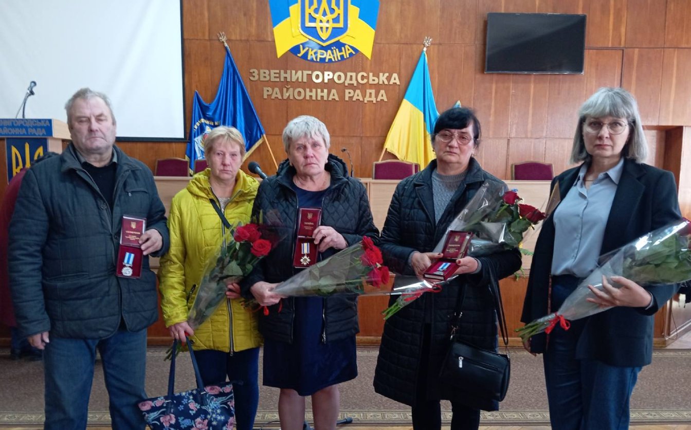 Посмертні нагороди віддали рідних загиблих черкащан