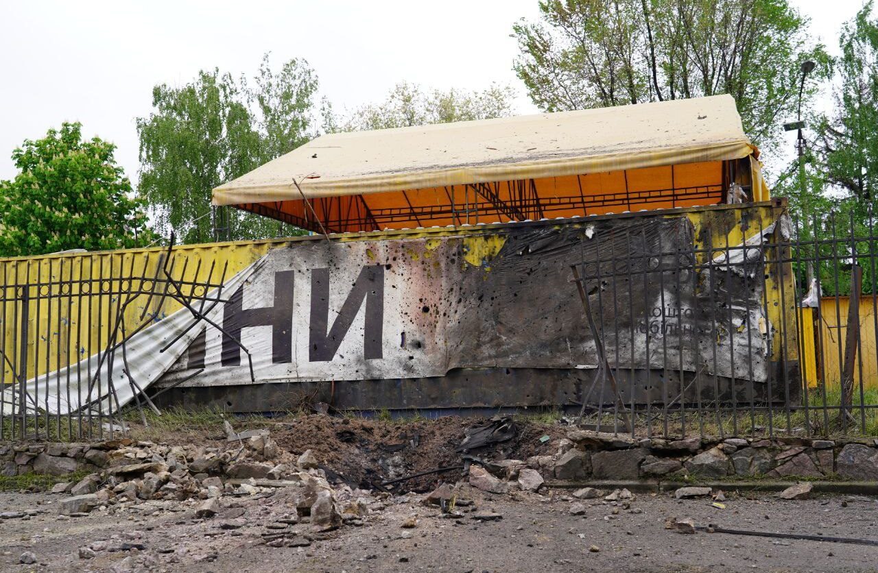 Перебуває у тяжкому стані: внаслідок ворожої атаки по Черкасах постраждала людина (ФОТО)