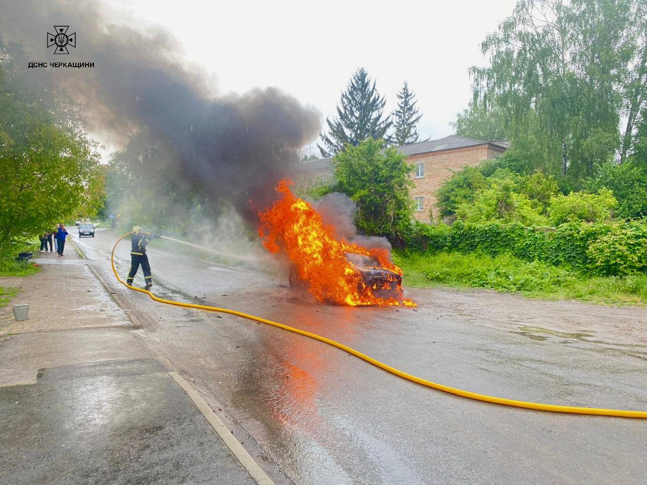 В Умані зайнялася автівка