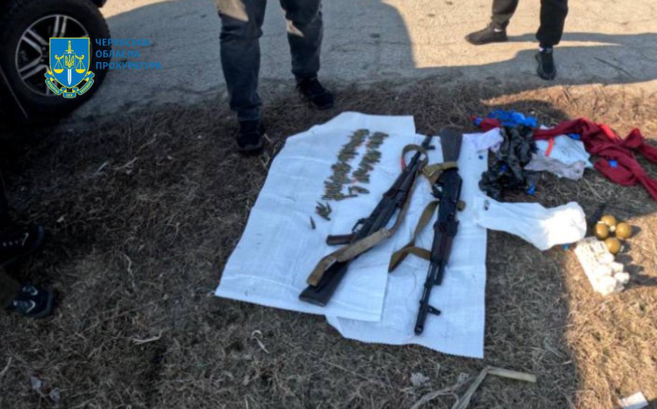 Збував автомати, патрони та гранатомети: судитимуть жителя Золотоноші