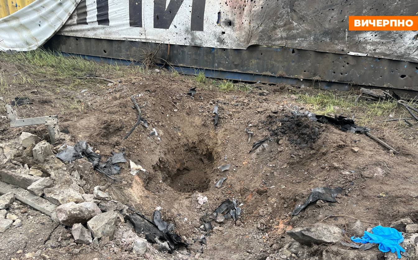 Через 10 хвилин у те саме місце летів другий безпілотник: Табурець розповів про наслідки удару та стан потерпілого (ВІДЕО)