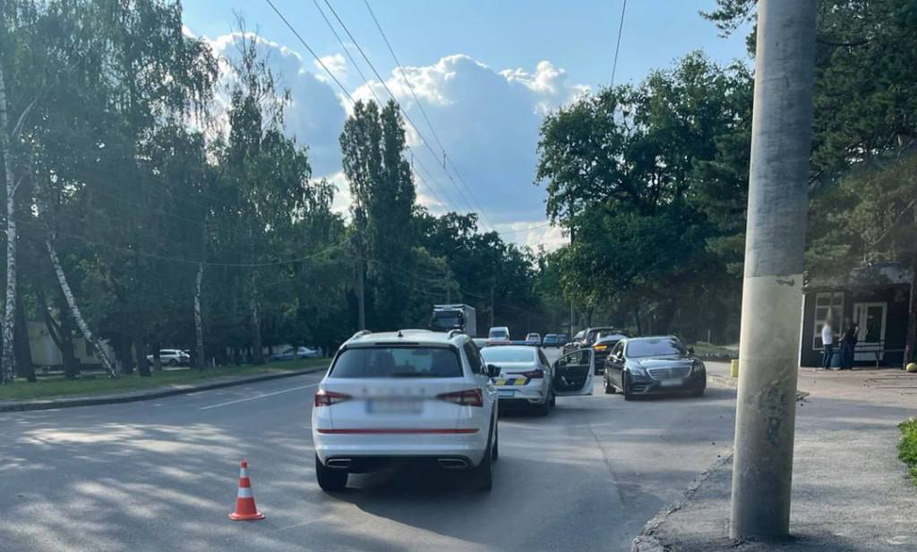 Під час ДТП у Черкасах постраждали дві дівчини (ФОТО)