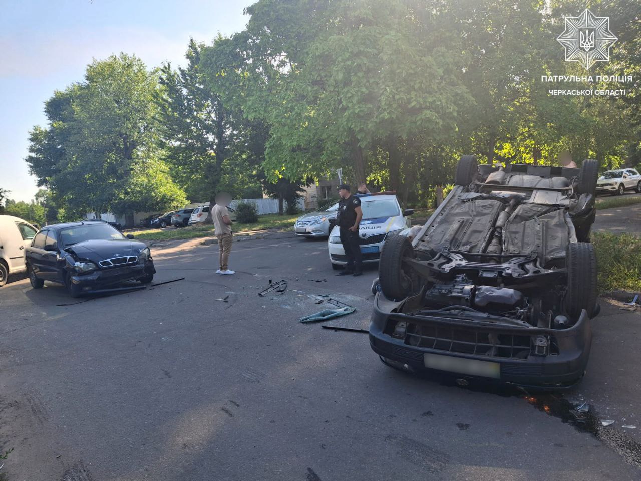 ДТП у Черкасах: від удару “Volkswagen” перекинувся (ФОТО)