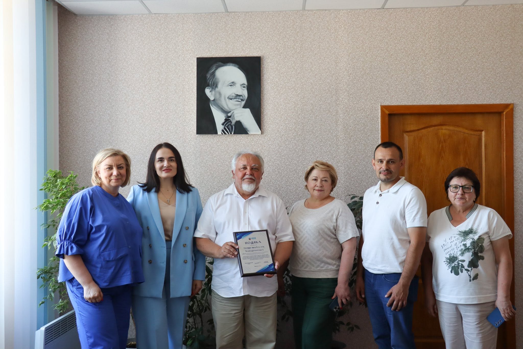 Директор однієї з черкаських шкіл завершив трудовий шлях